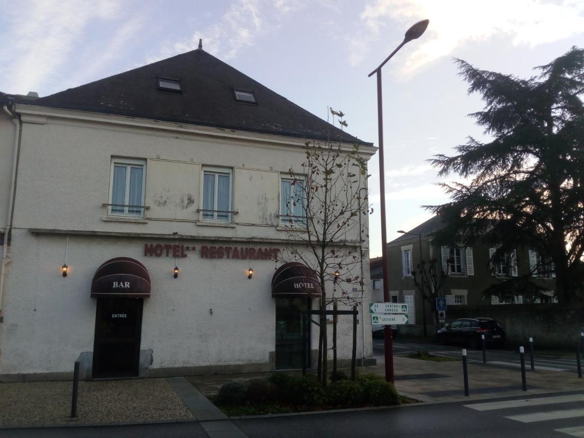 Hotel De La Gare 클리송 외부 사진